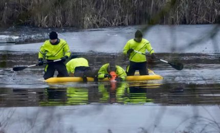 Gb, morti tre bambini in un lago ghiacciato