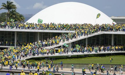 Assalto dei sostenitori di Bolsonaro, caos Brasile. Lula: intervento federale