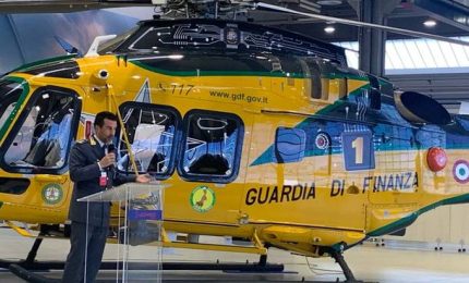 Leonardo consegna alla Gdf il nuovo elicottero Aw-169M