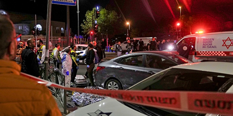 Spari contro sinagoga Gerusalemme, 7 morti. Ucciso attentatore Hamas