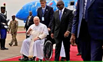 Papa in Congo: giù le mani dall'Africa!