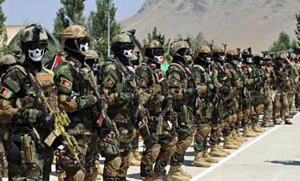 La Russia sta reclutando commando afgani abbandonati dagli Stati Uniti