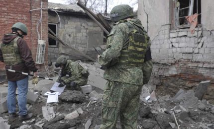 Raid russi a Kiev e attacchi ucraini a Makiivka, guerra di numeri