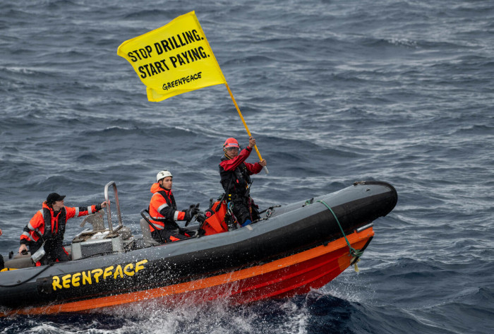 Attivisti di Greenpeace