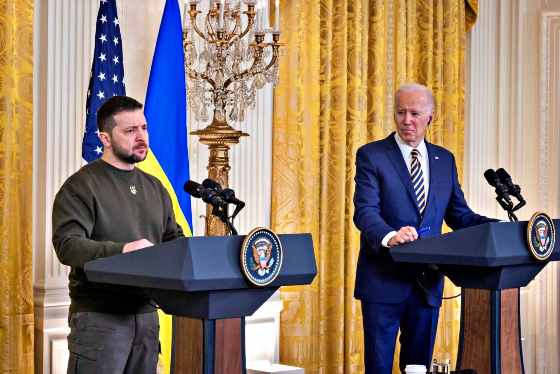 Armi e piano pace: possibile vertice Biden-Zelensky in Polonia