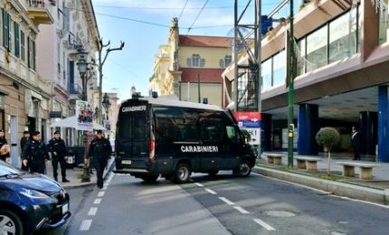 Sanremo, un centinaio di proiettili nel pacco bomba