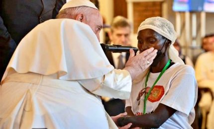Toccante incontro Papa-vittime dell'est del Congo