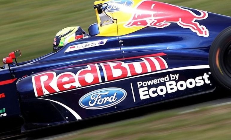 Ford torna in F1 dopo 20 anni, fornirà motori alla Red Bull dal 2026