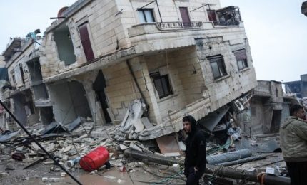 Turchia-Siria, oltre undicimila i morti. Trovata una bambina dopo 40 ore