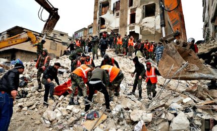 Forti scosse di terremoto tra Turchia e Siria, migliaia di morti