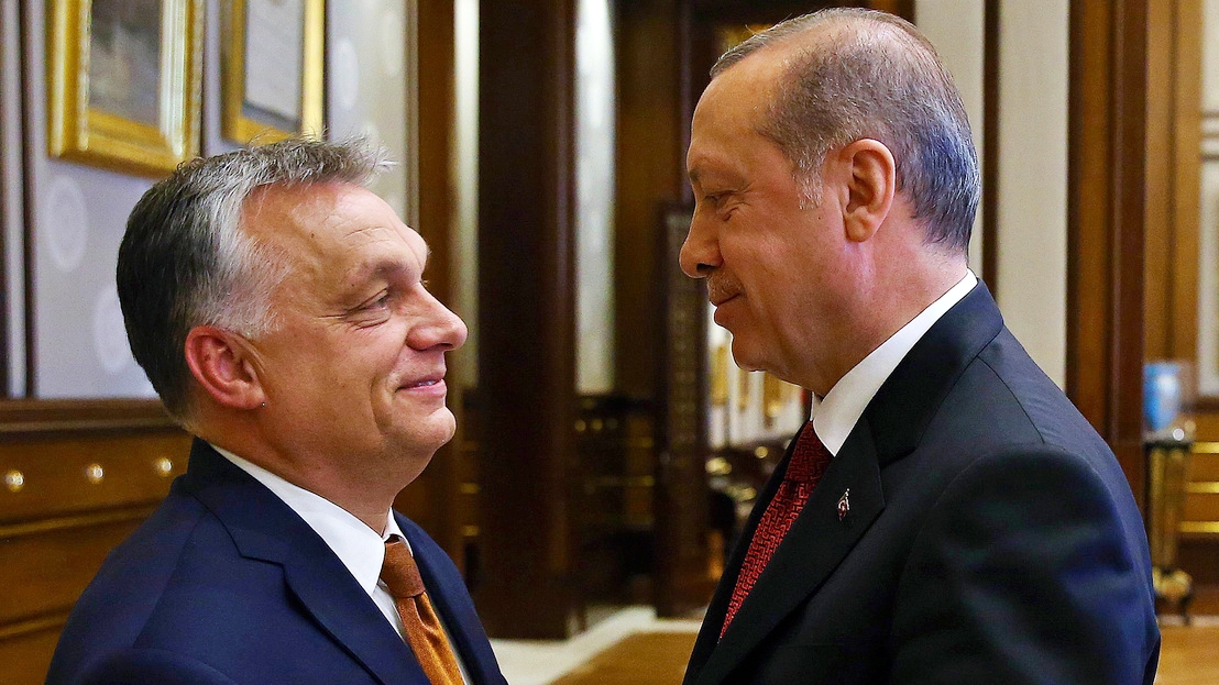 Ungheria ammette di stare ritardando l’iter svedese per la Nato
