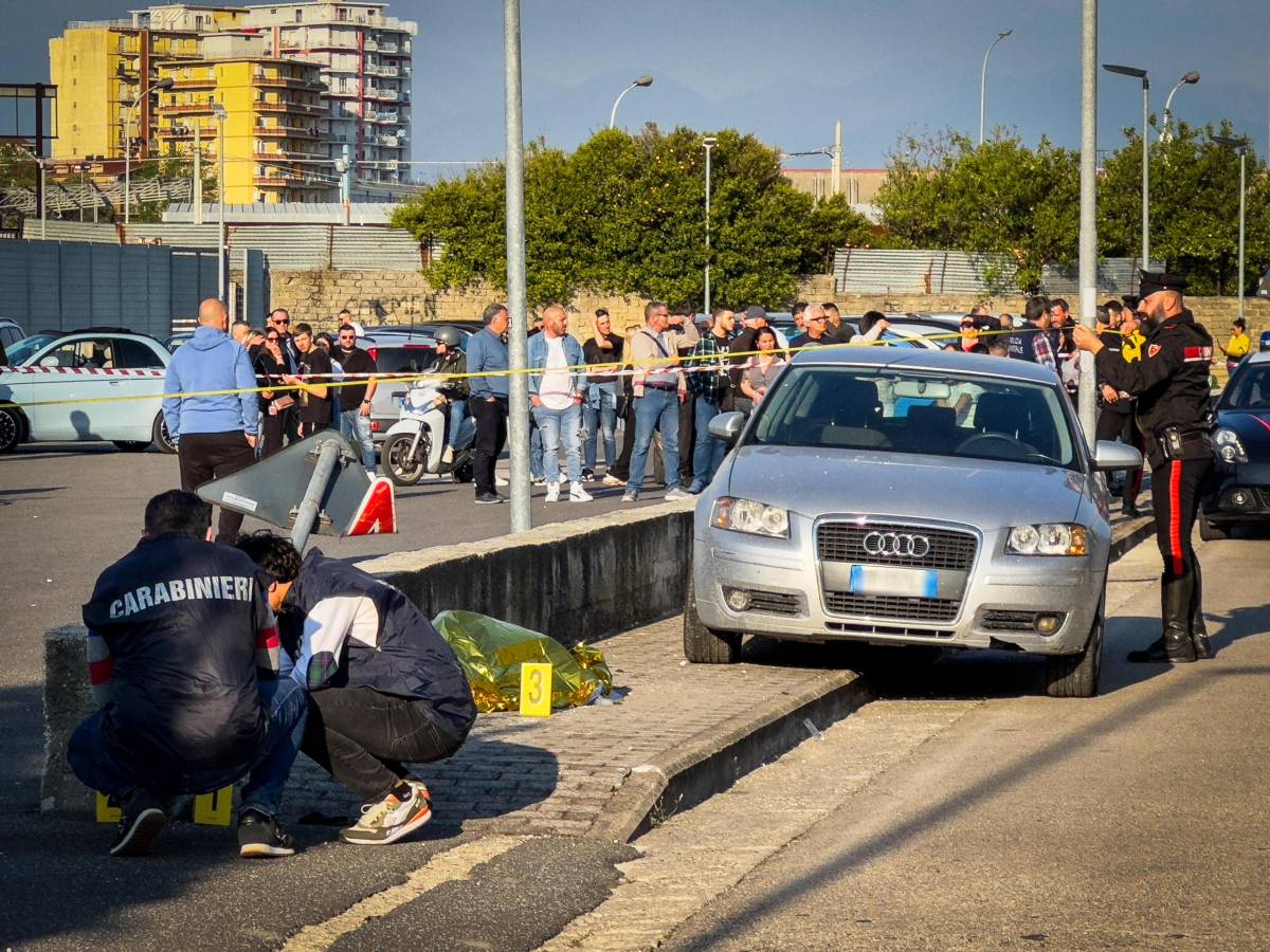 Bimba investita muore: la madre si stava esercitando alla guida