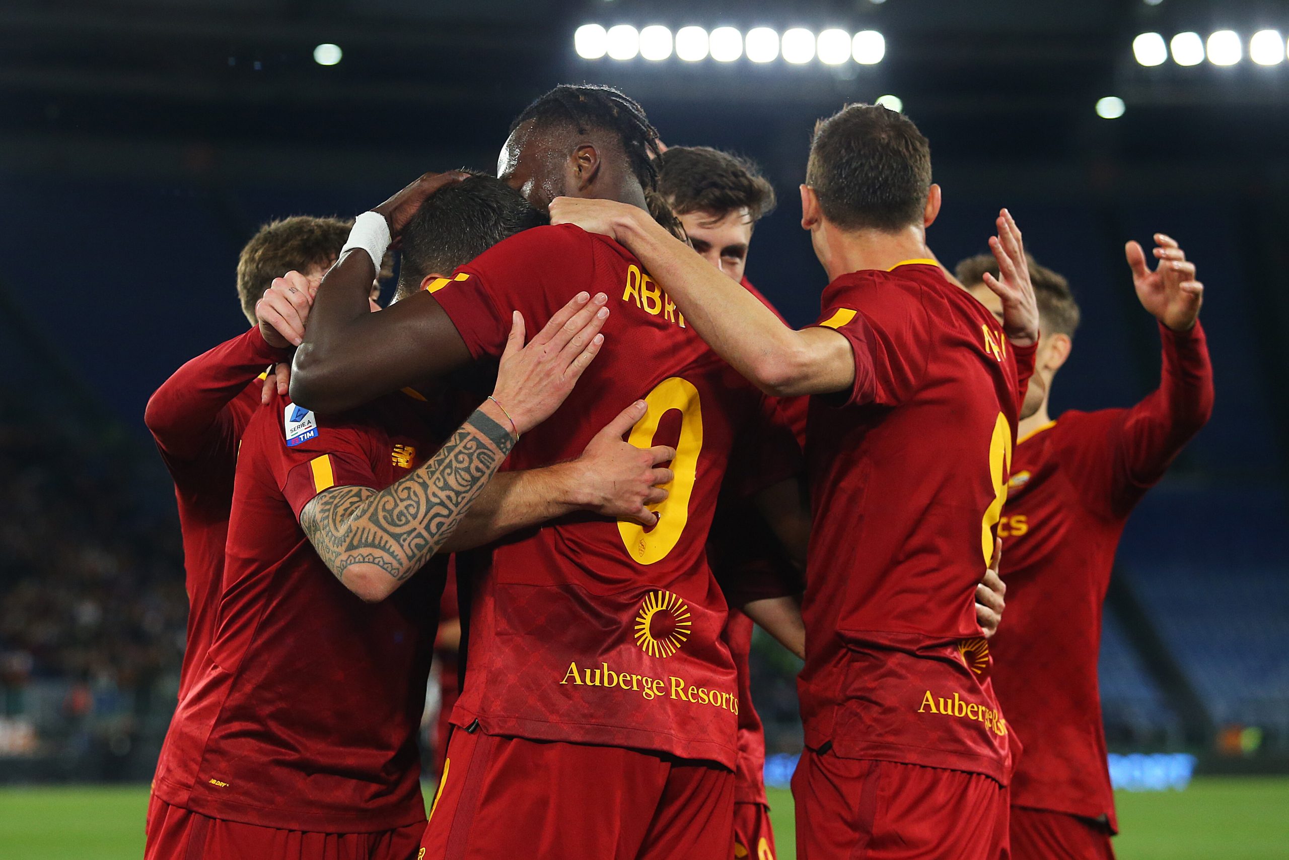 Roma-Udinese 3-0, scatto Champions di Mourinho