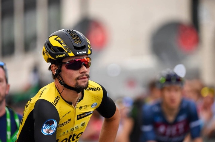 Giro d’Italia, Roglic vince la cronoscalata. Il Giro è suo