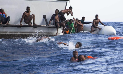 Troppi naufragi, la Tunisia non sa dove mettere i corpi dei migranti
