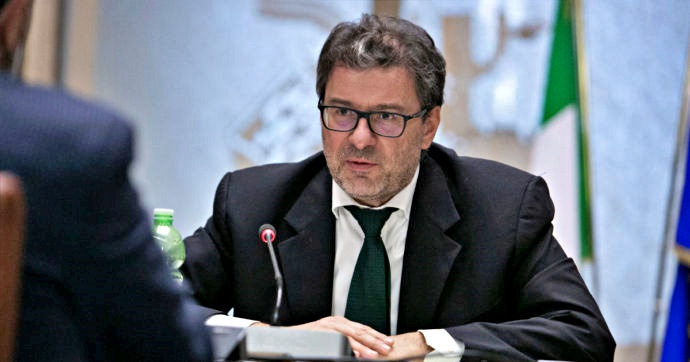 Giorgetti: con i tassi in rialzo 14-15 miliardi in meno nelle casse dello Stato