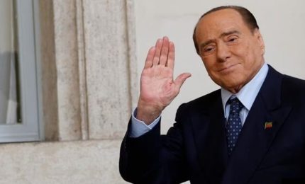 Fontana ricorda Berlusconi alla Camera: protagonista assoluto