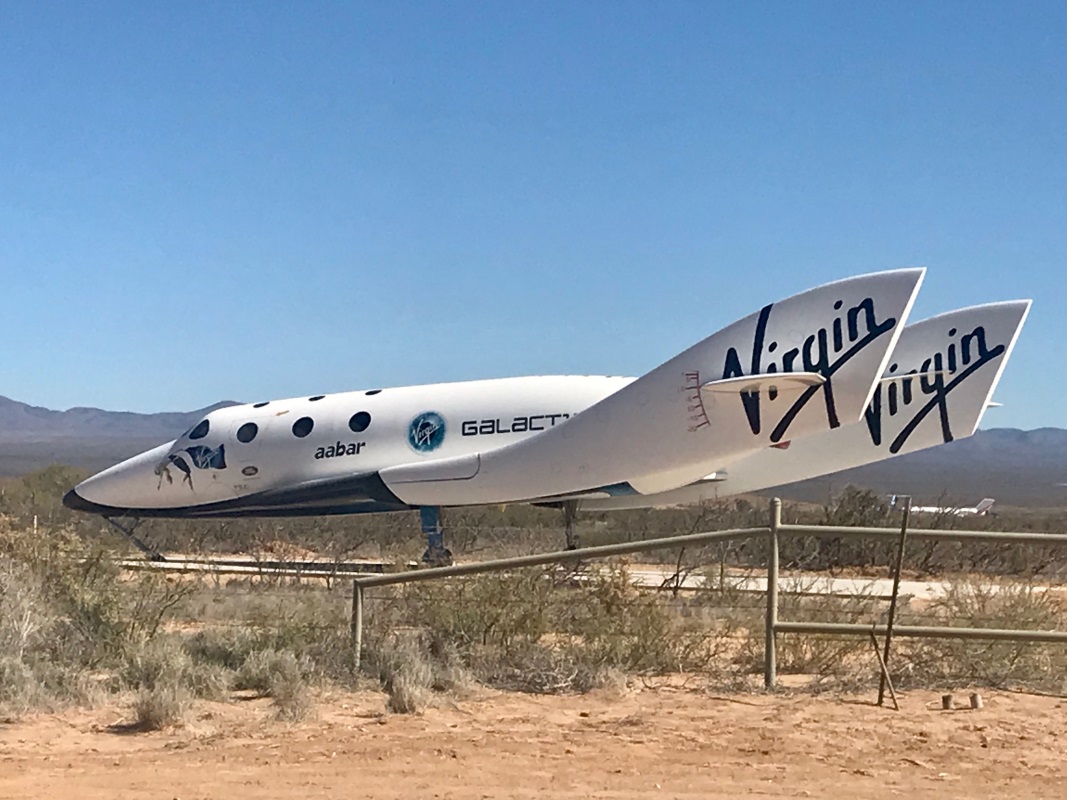 Primo volo commerciale di Virgin Galactic: con 3 italiani