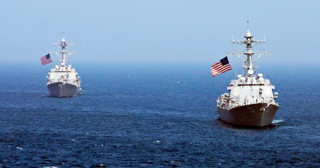 Cina Usa, il video della collisione sfiorata fra navi militari
