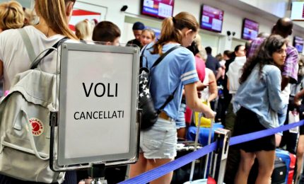 Otto ore di sciopero negli aeroporti: 250mila viaggiatori a rischio