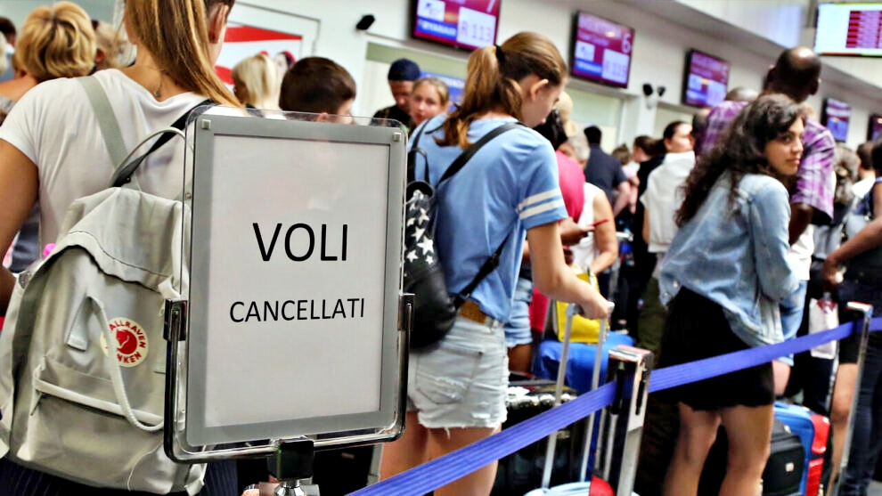 Otto ore di sciopero negli aeroporti: 250mila viaggiatori a rischio