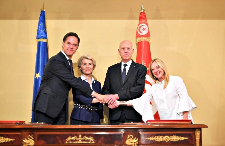 Ue-Tunisia, i cinque “pilastri” dell’accordo di partenariato. E Saied attacca le Ong