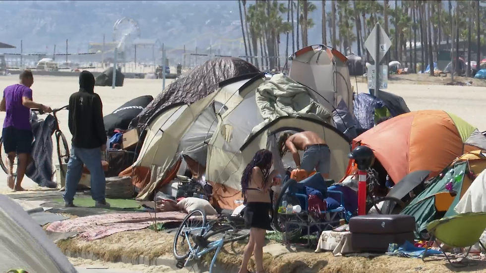 La California come l’Italia, la piaga dei senzatetto: pronto il piano di Newsom