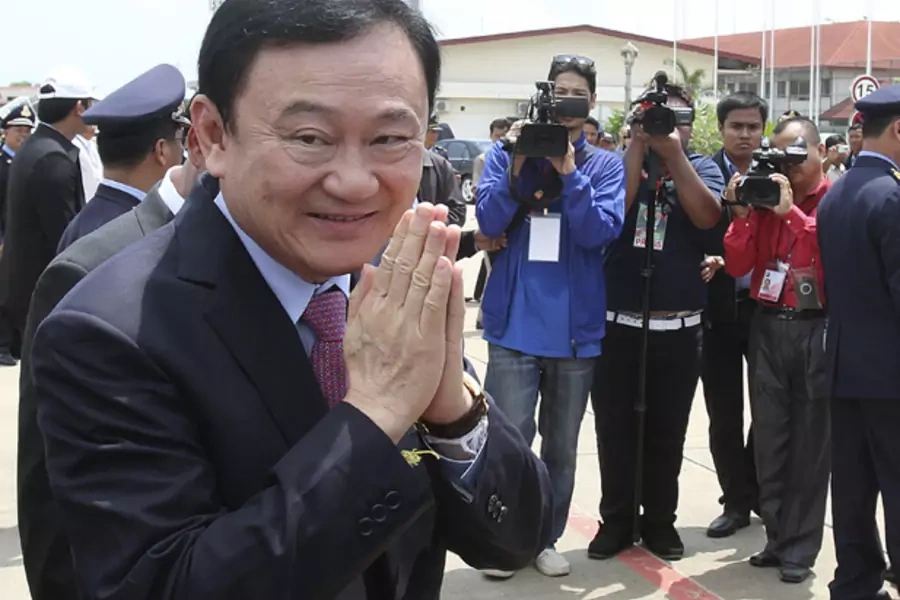 In Thailandia ex premier Shinawatra torna dopo 15 anni e finisce in carcere