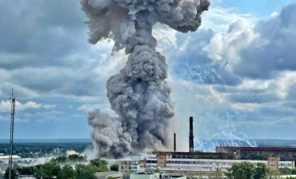 Russia, esplosione a Sergey Posad: 56 feriti, 6 sono gravi