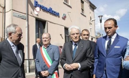 Mattarella omaggia vittime Brandizzo: un oltraggio morire sul lavoro