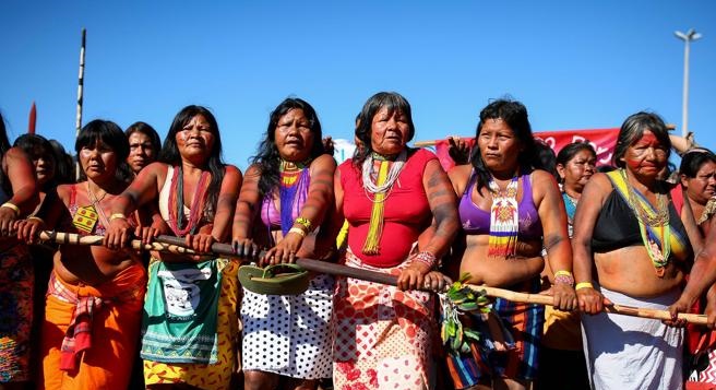 La Marcia delle donne indigene per i diritti e la loro terra