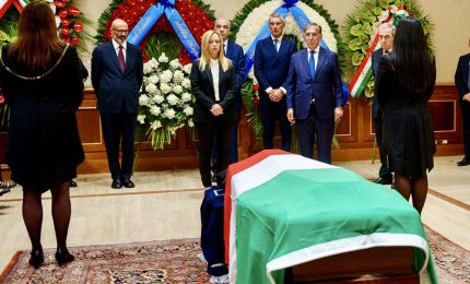 Per il funerale "laico" Napolitano a Montecitorio anche leader Ue