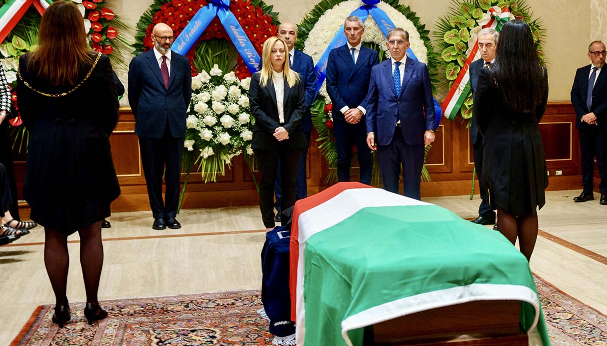 Per il funerale “laico” Napolitano a Montecitorio anche leader Ue