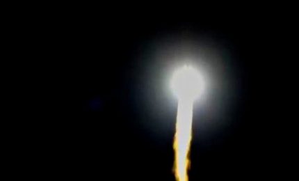 La Soyuz manda in orbita due russi e un'americana