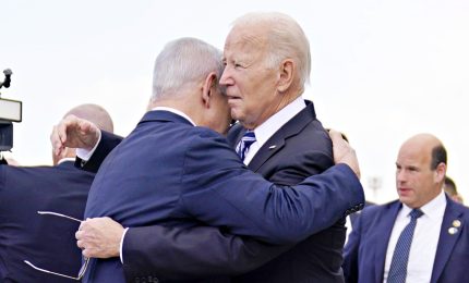 Biden in Israele, subito a colloquio con Netanyahu. Strage ospedale "non vostra"
