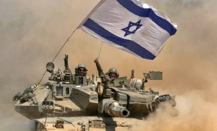 Israele colpisce Gaza "ovunque". In arrivo nuovi aiuti italiani