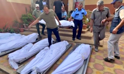 Si susseguono i funerali dei palestinesi morti nei raid israeliani