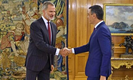 Spagna, Re Felipe incarica Sanchez per il nuovo governo