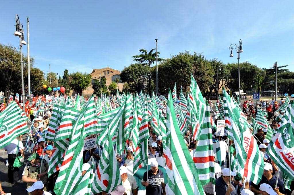 Cisl in piazza, Sbarra alla Meloni: la responsabilità va ricambiata