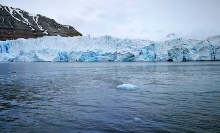 In Groenlandia il fiordo più grande del mondo diventa laboratorio climatico