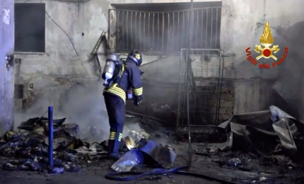 Incendio all'ospedale di Tivoli, tre morti. A fuoco, ammasso di rifiuti