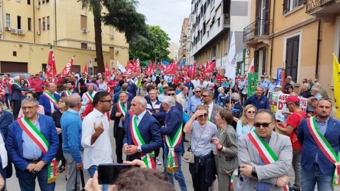 Autonomia differenziata, manifestazioni in 28 città: “no a spacca Italia”