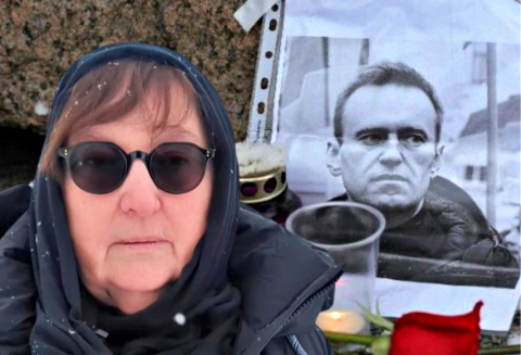 La madre di Navalny: “Mi hanno mostrato il corpo di mio figlio, ma non me lo danno”