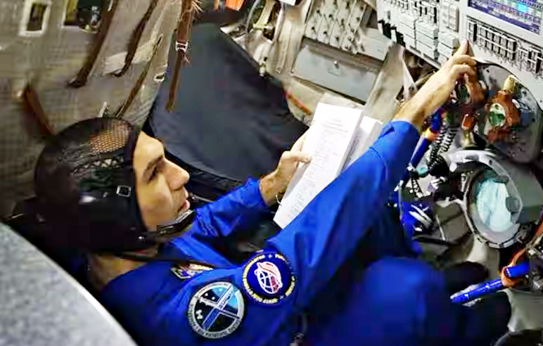 Primo incontro del post-flight tour dell’astronauta Walter Villadei