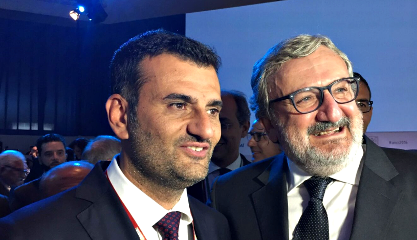 Decaro, spunta una foto con la sorella del boss Capriati. Meloni: Piantedosi corretto