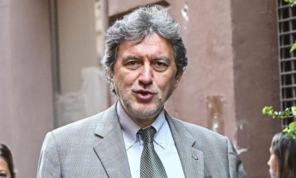 Il centrodestra vince in Abruzzo, confermato Marsilio con il 53%