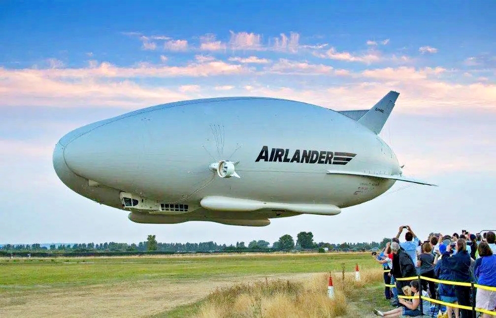 L’Airlander 10: il futuro del trasporto aereo “green”