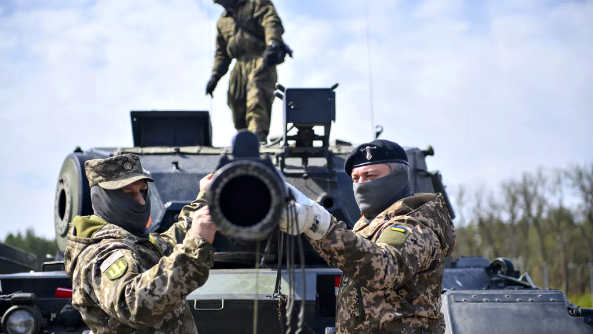 Armi all’Ucraina, ecco come l’Ue userà profitti da asset russi congelati