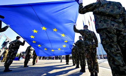 L'Ue insiste: programma comune per l'industria della difesa