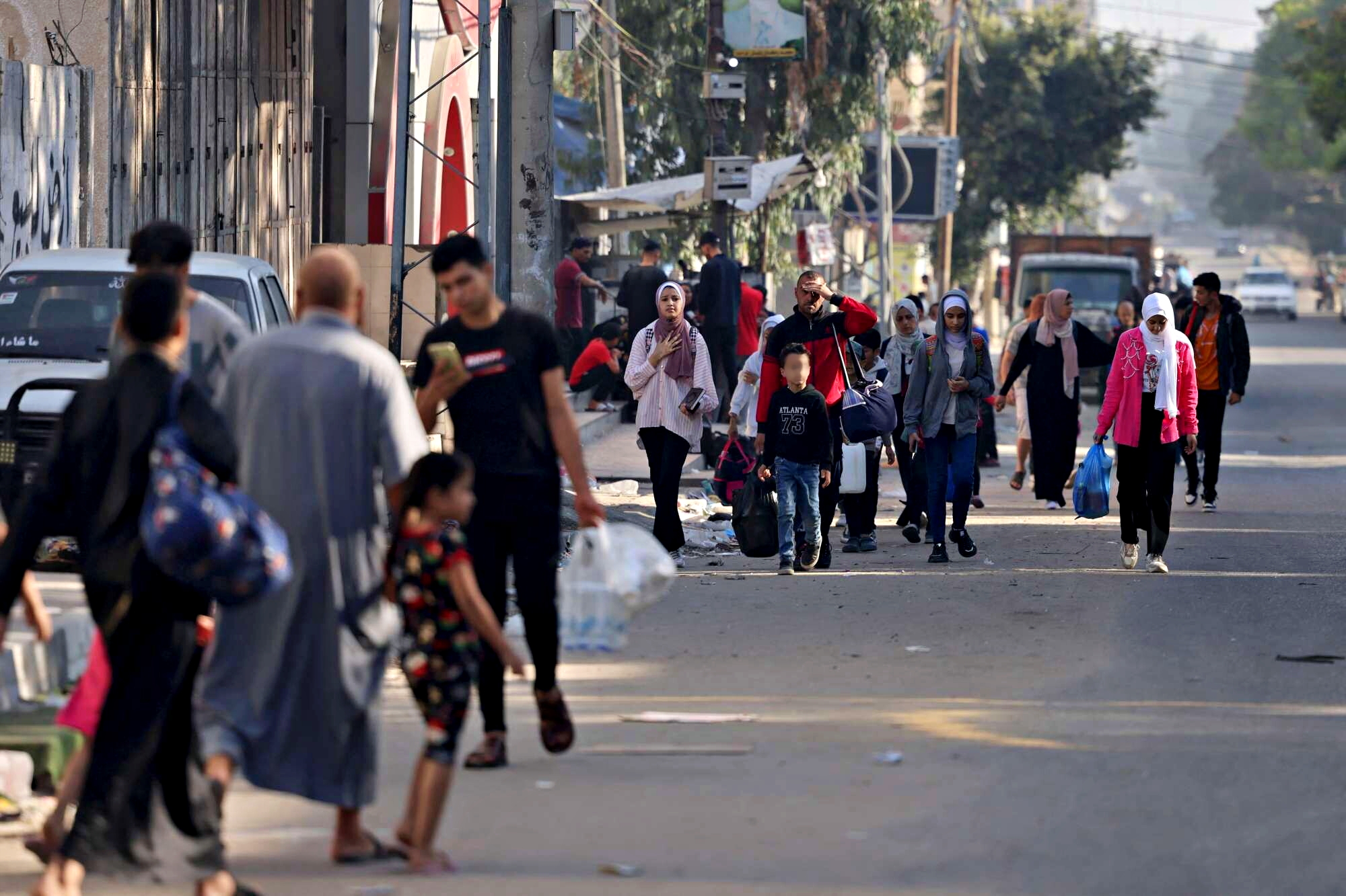 Gaza, il ritorno dei palestinesi sfollati nel Nord e aiuti